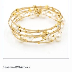 Seasonal Whispers (2) Gold and Pearl Bracelet